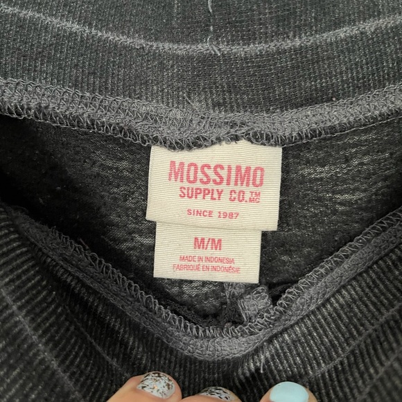 Joggers - Picture 2 of 2